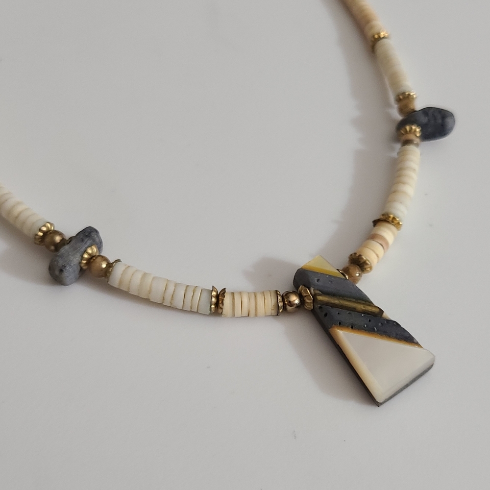 Vintage heshi Puka shell necklace 80's beach island summer vacation tribal vtg